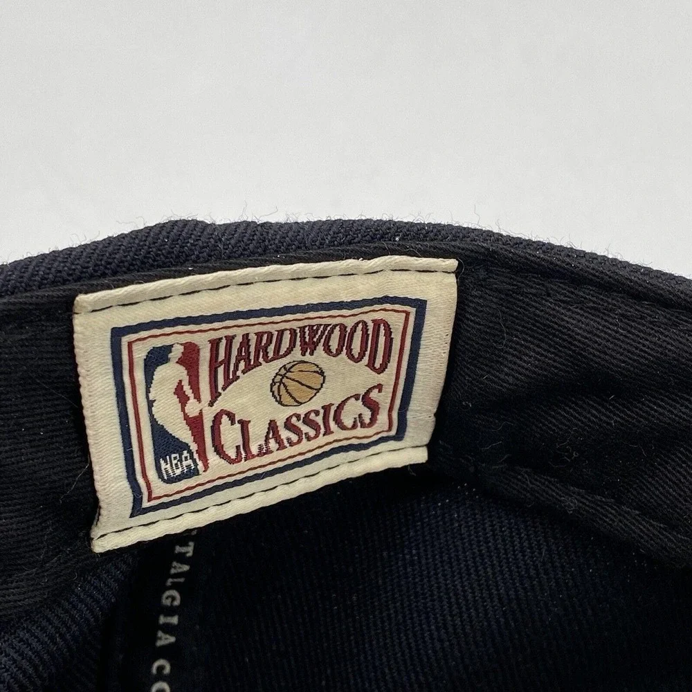 Miami Heat Mitchell & Ness Hardwood Classics Snapback Hat‎ 100% Wool 2-Tone